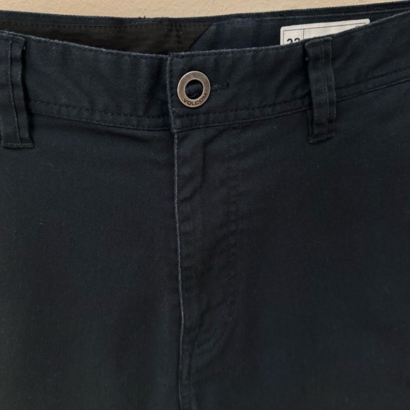 VOLCOM Frickin Stretch Shorts Navy Twill Flat Front Chino Size 32 True to This - Picture 15 of 16